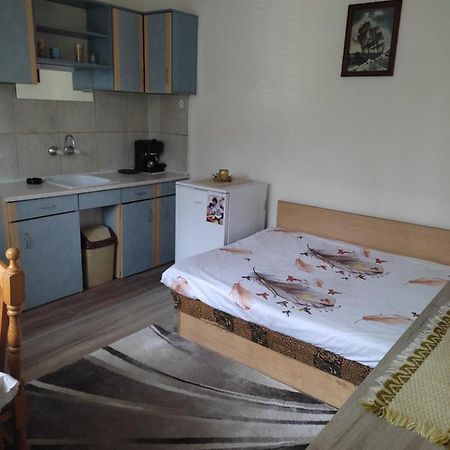 Уют И Топлина. Varna Extérieur photo